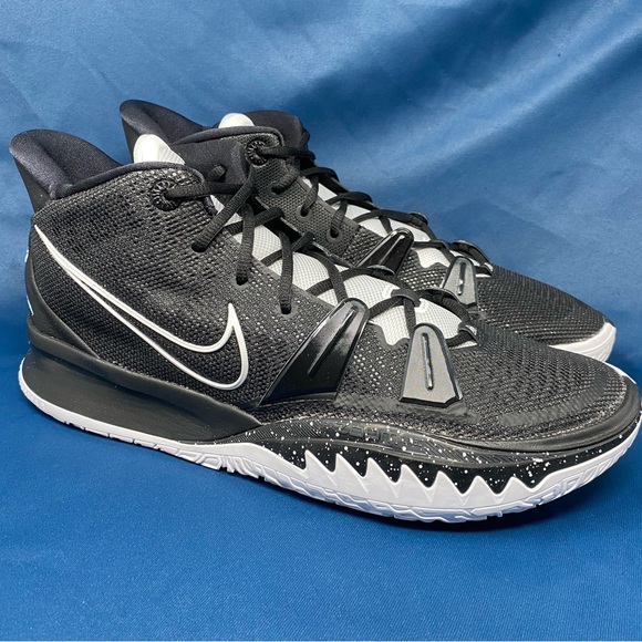 Nike Kyrie 7 Team TB White Black Basketball Shoes Men's Size 15 (DA7767-001)